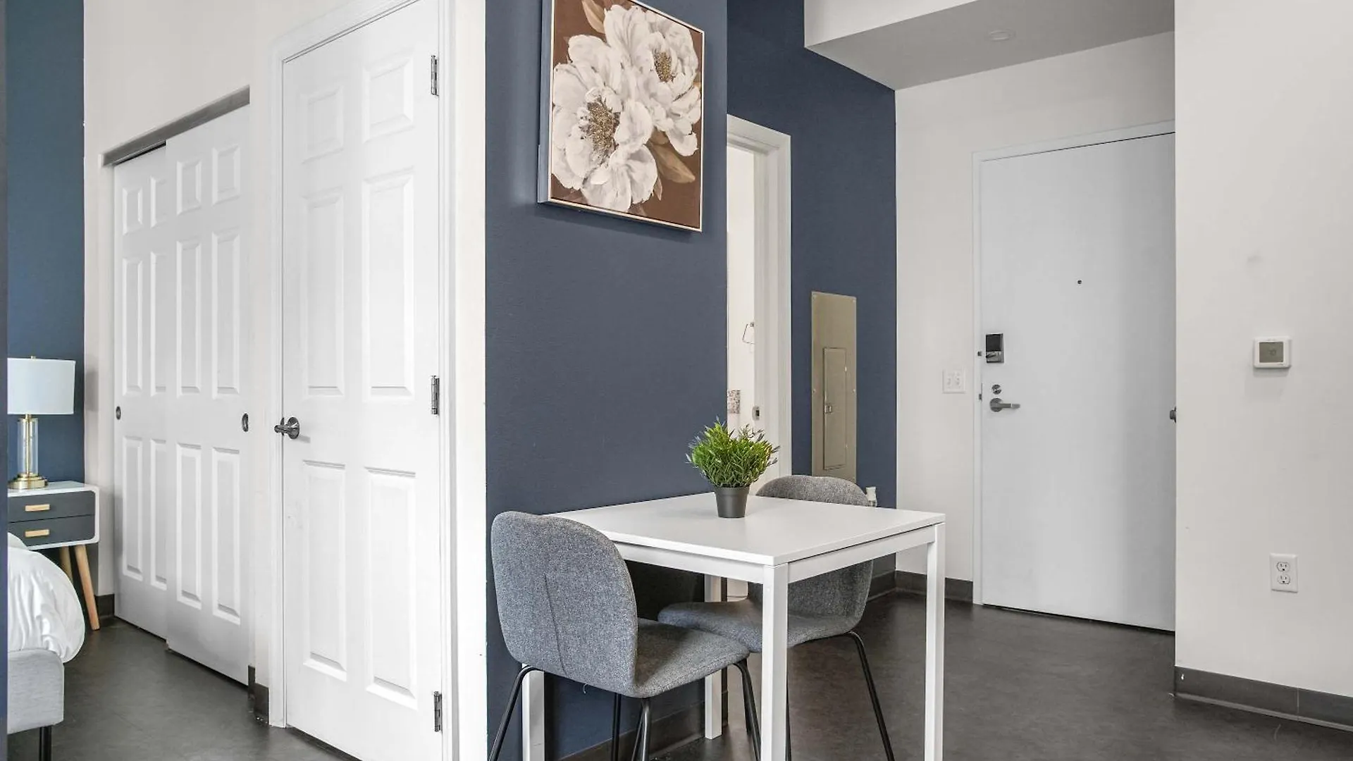 CozySuites Stunning 1BR in Downtown Pitts #26 Pittsburgh